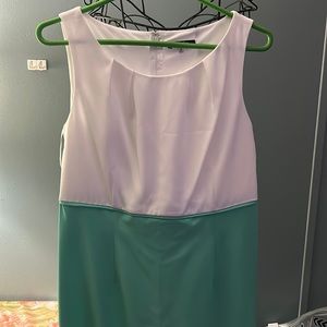 Women’s dress size 8